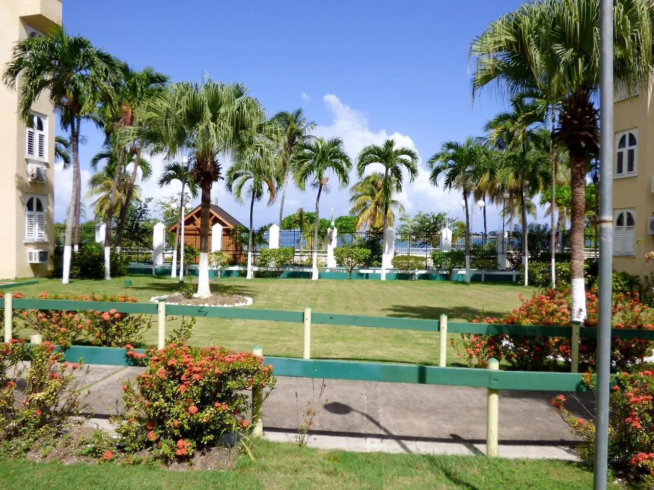Beach Studio 10 Ocho Rios 5*,  Jamajka